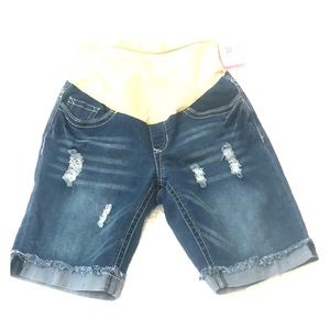 NWT Maternity Shorts!